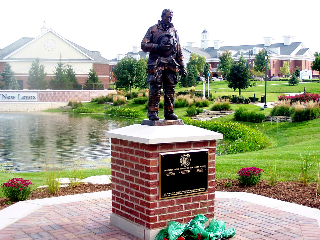 Bronze Fallen Hero Sculpture in New Lenox, Illinois Memorial by Paul Olesniewicz